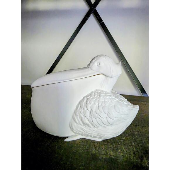 Pelican Crystal and Trinket Container  3d Printed - Picture 5 of 8